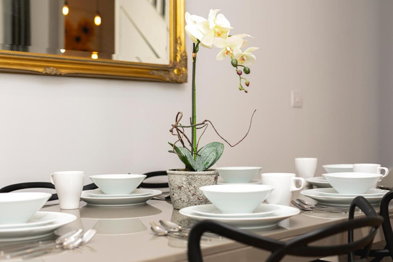 Penthousestays Notting Hill - Spacious 3 Bedroom King Bed Apartment - Near Portobello Road & Kensington High Street London Eksteriør billede