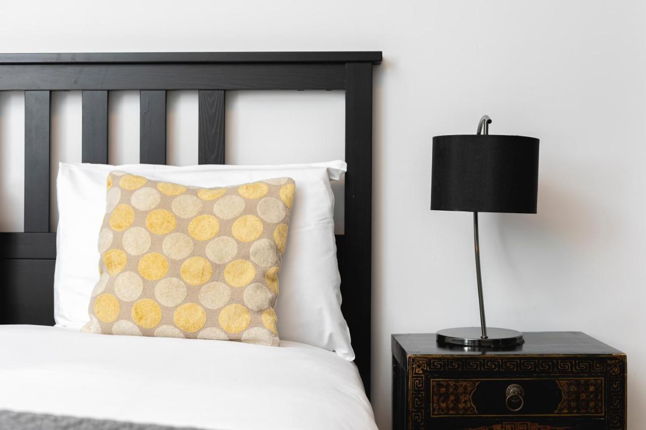 Penthousestays Notting Hill - Spacious 3 Bedroom King Bed Apartment - Near Portobello Road & Kensington High Street London Eksteriør billede